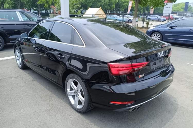 Used Audi A3 2020 Limousine 35 TFSI Ambition China VI Rear Left 45 Deg