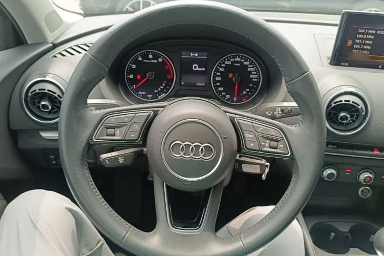 Used Audi A3 2020 Limousine 35 TFSI Ambition China VI Steering Wheel