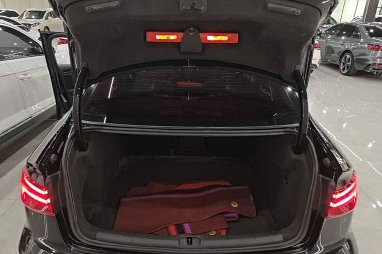 Used Audi A3 2020 Limousine 35 TFSI Fashion Edition China VI Emission Standard Trunk