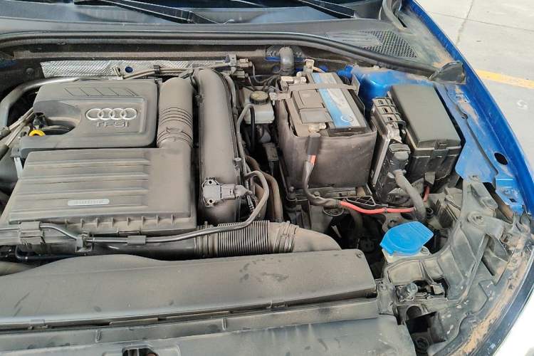 Used Audi A3 2020 Sportback 35 TFSI Ambition China VI Engine Bay Left