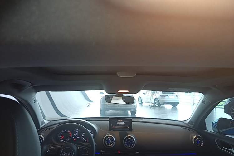 Used Audi A3 2020 Limousine 35 TFSI Fashion Edition China VI Emission Standard Headliner