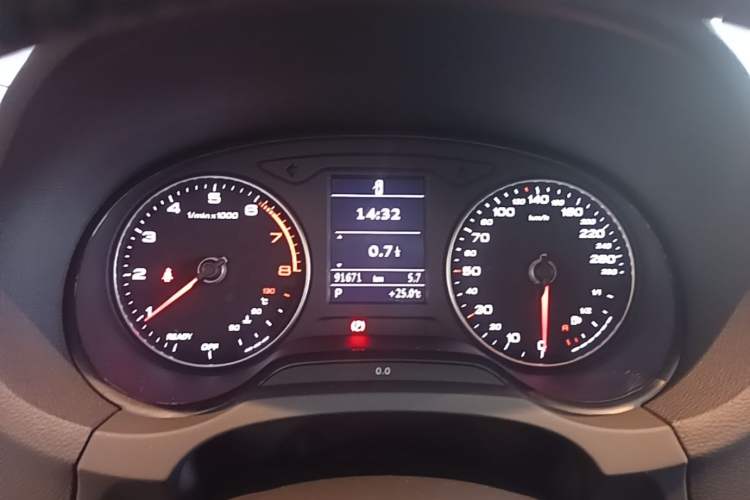 Used Audi A3 2020 Limousine 35 TFSI Fashion Edition China VI Emission Standard Instrument Cluster