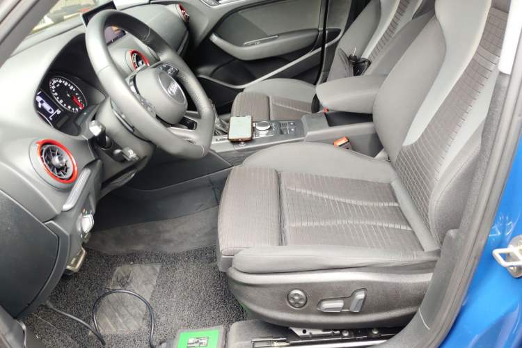 Used Audi A3 2020 Limousine 35 TFSI Sporty Version China VI Left Front Seat