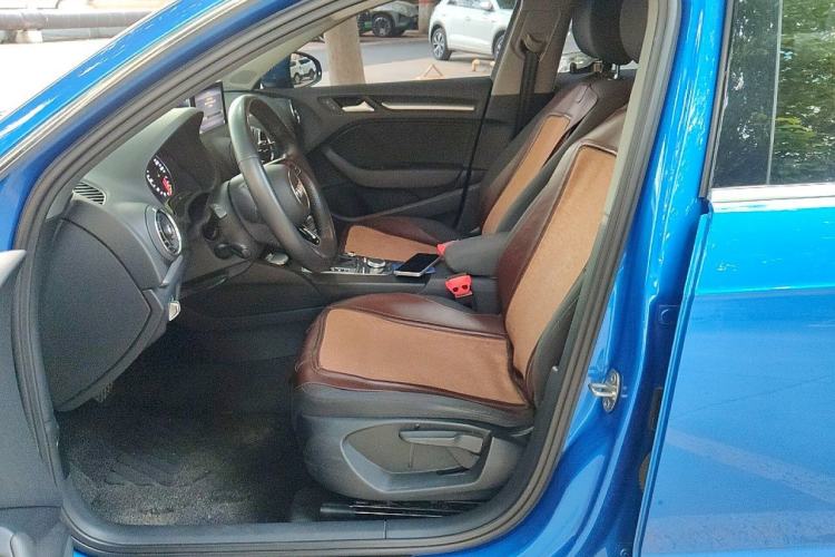 Used Audi A3 2020 Sportback 35 TFSI Ambition China VI Left Front Seat