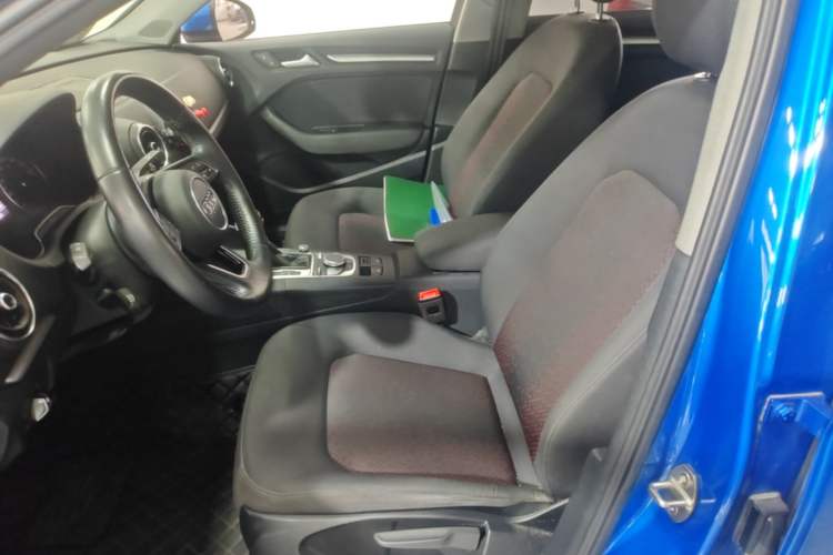 Used Audi A3 2020 Limousine 35 TFSI Ambition China VI Left Front Seat