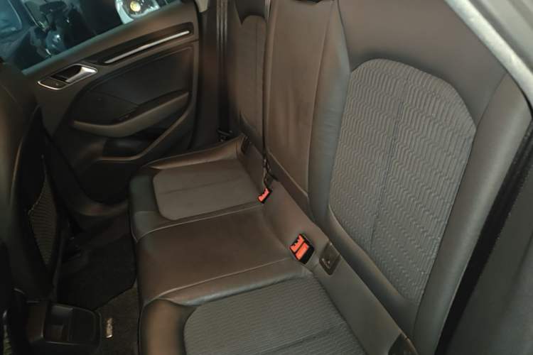 Used Audi A3 2020 Limousine 35 TFSI Fashion Edition China VI Emission Standard Left Rear Seat