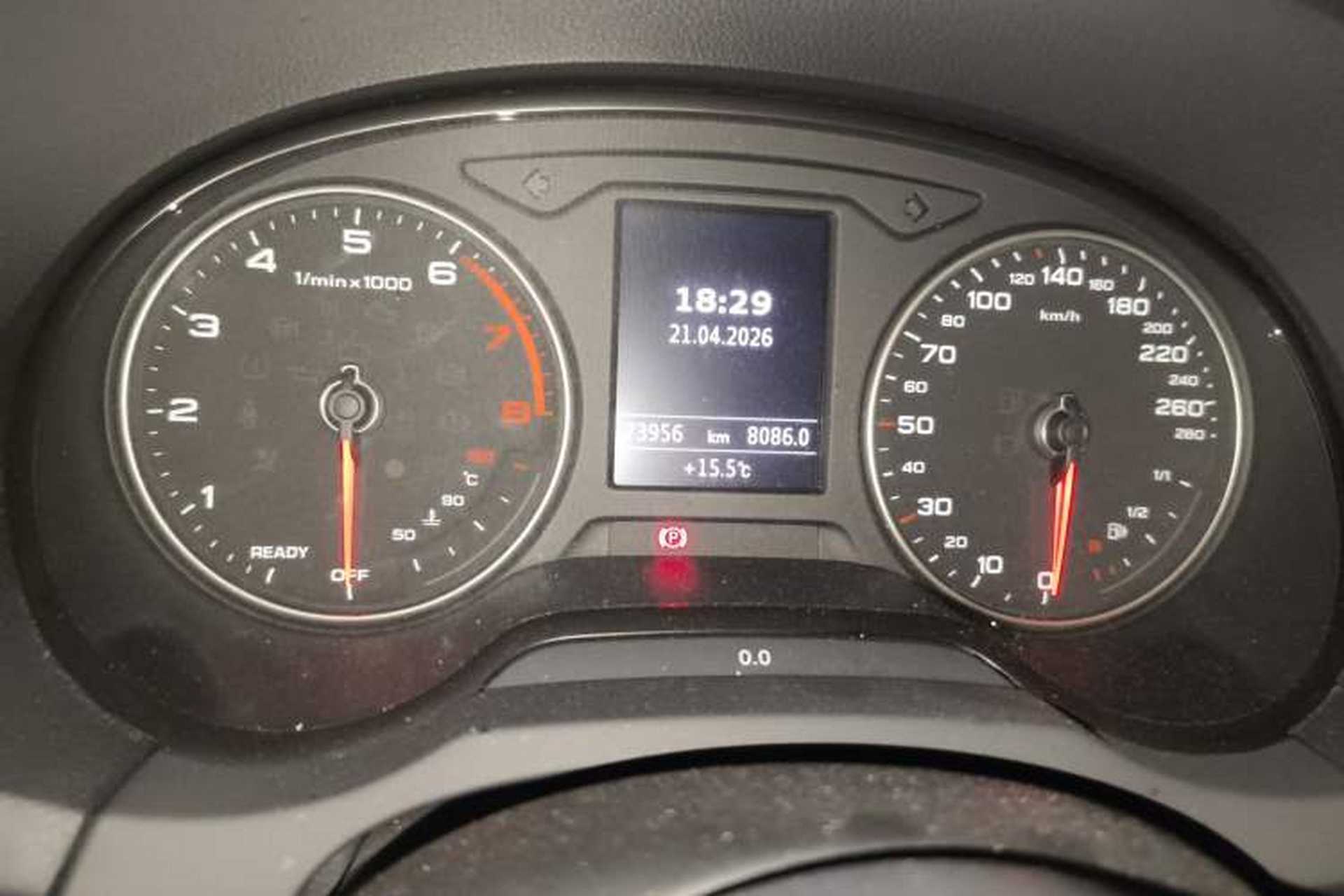 Used Audi A3 2020 Limousine 35 TFSI Fashion Edition China VI Emission Standard Odometer Close Up