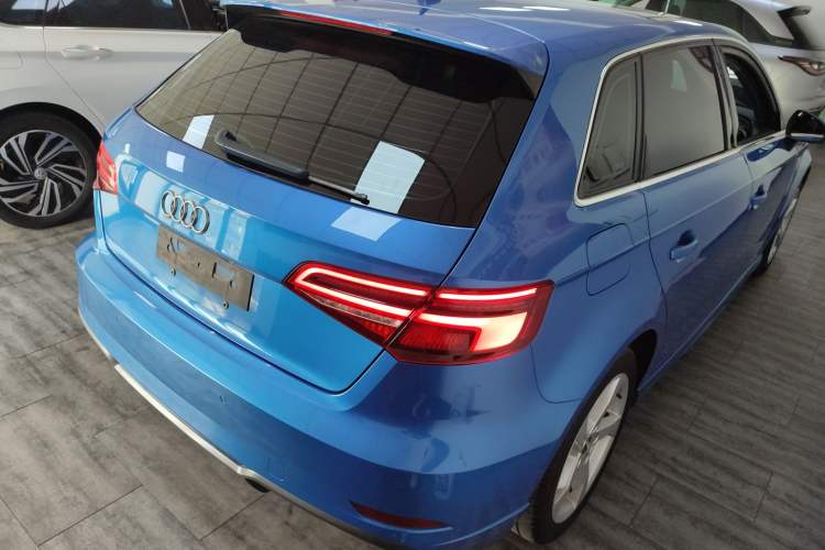 Used Audi A3 2020 Sportback 35 TFSI Fashion Edition China VI Emission Standard Rear Right 45 Deg