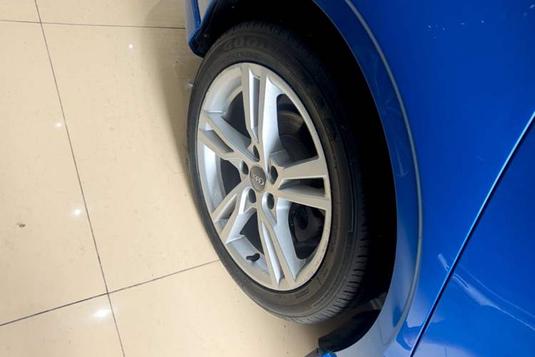 Used Audi A3 2020 Limousine 35 TFSI Fashion Edition China VI Emission Standard Right Rear Wheel Hub