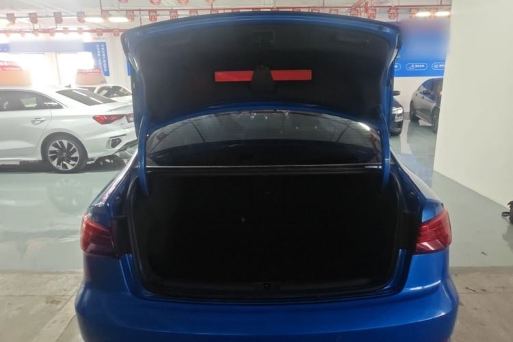 Used Audi A3 2020 Limousine 35 TFSI Ambition China VI Trunk