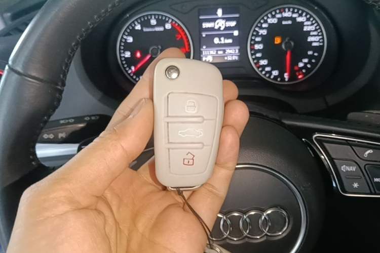 Used Audi A3 2020 Sportback 35 TFSI Sporty Model China VI Vehicle Key