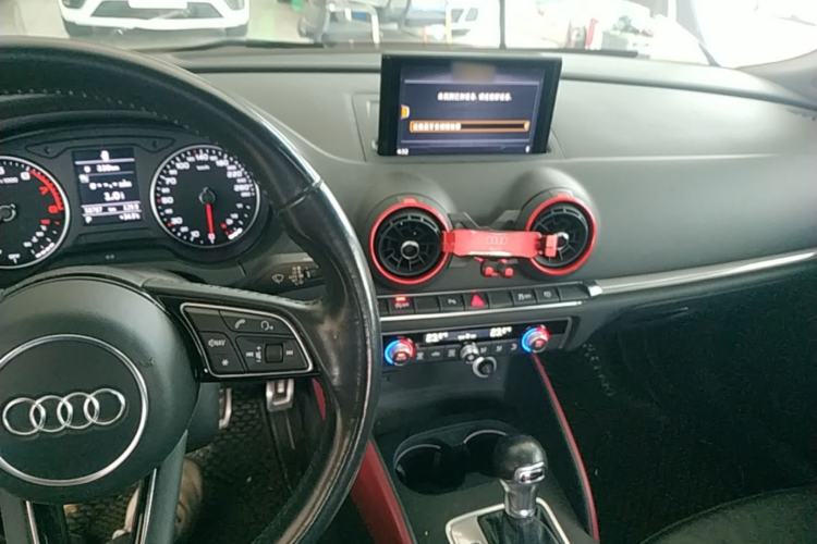 Used Audi A3 2020 Sportback 40 TFSI Style Edition China VI Emission Standard Center Console