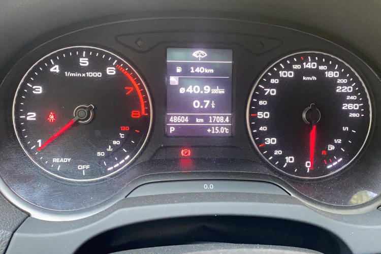 Used Audi A3 2020 Sportback 35 TFSI Fashion Edition China VI Emission Standard Odometer Close Up