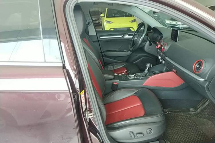 Used Audi A3 2020 Sportback 40 TFSI Style Edition China VI Emission Standard Right Front Seat
