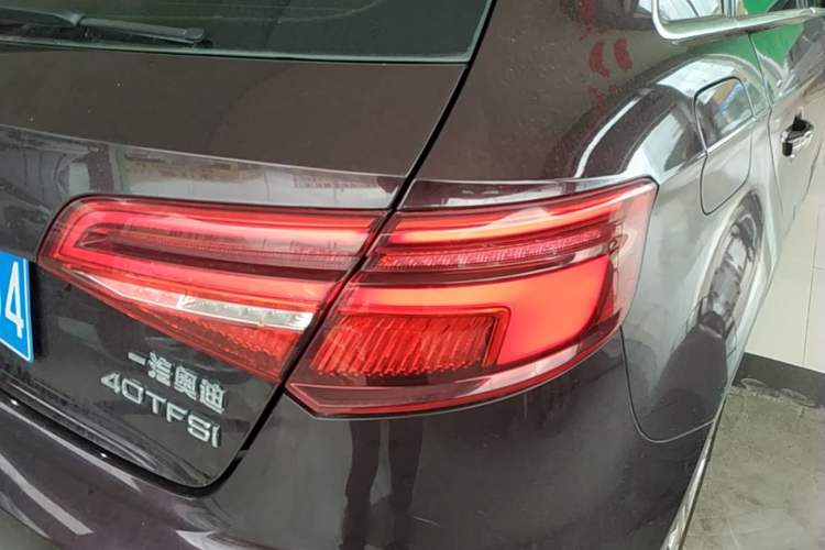 Used Audi A3 2020 Sportback 40 TFSI Style Edition China VI Emission Standard Right Rear Taillight