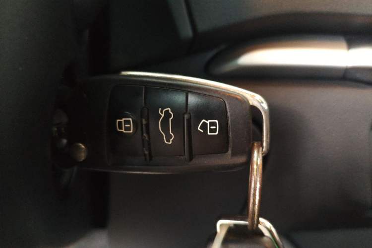 Used Audi A3 2020 Restyled Limousine 35 TFSI Ambition Version China VI Vehicle Key