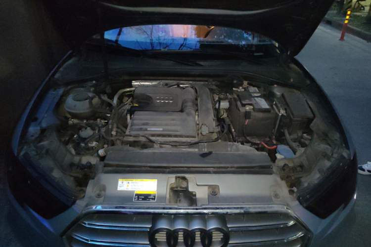 Used Audi A3 2020 Sportback 35 TFSI Fashion Edition China VI Emission Standard Engine Bay