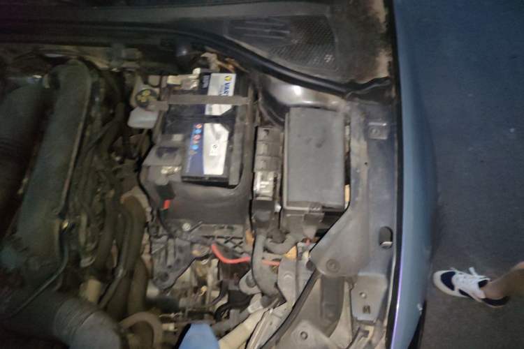 Used Audi A3 2020 Sportback 35 TFSI Fashion Edition China VI Emission Standard Engine Bay Left