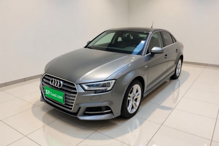 Używany Audi A3 2020 Limousine 35 TFSI Fashion Edition China VI Emission Standard Guazi used car, China used car export, Used car for sale, Used  cars, Cheapest cars for sale