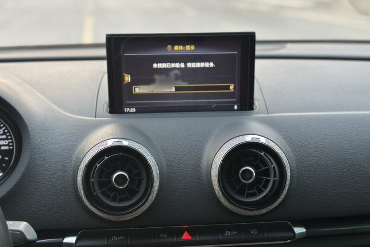 Used Audi A3 2020 Limousine 35 TFSI Fashion Edition China VI Emission Standard Audio And AC Panel
