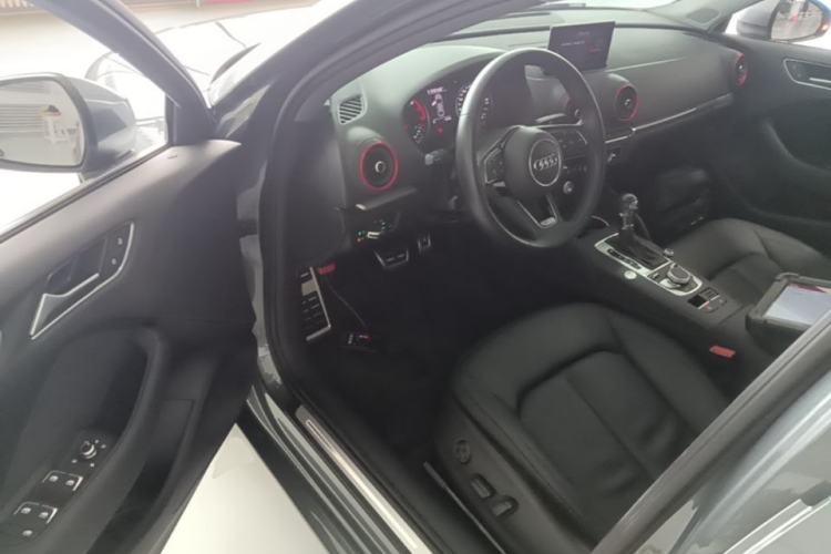 Used Audi A3 2020 Limousine 35 TFSI Style Edition China VI Emission Standard Driver Seat