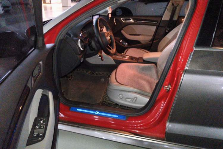 Used Audi A3 2020 Limousine 35 TFSI Fashion Edition China VI Emission Standard Driver Seat
