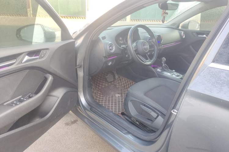 Used Audi A3 2020 Restyled Limousine 35 TFSI Ambition Version China VI Driver Seat