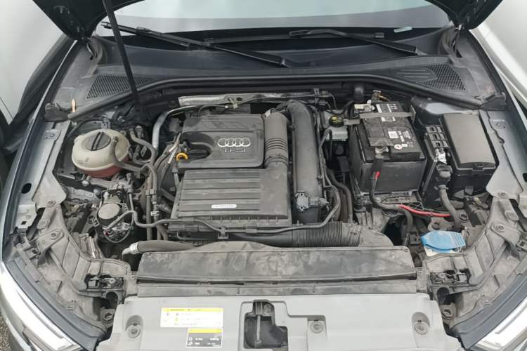 Used Audi A3 2020 Limousine 35 TFSI Sporty Version China VI Engine Bay