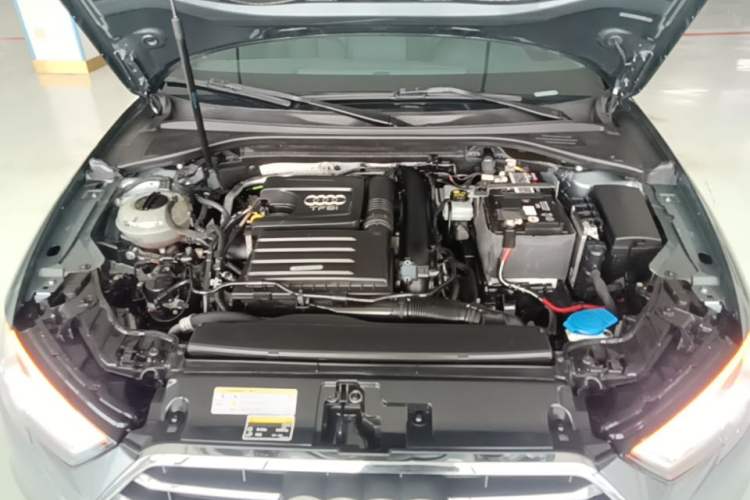 Used Audi A3 2020 Limousine 35 TFSI Style Edition China VI Emission Standard Engine Bay
