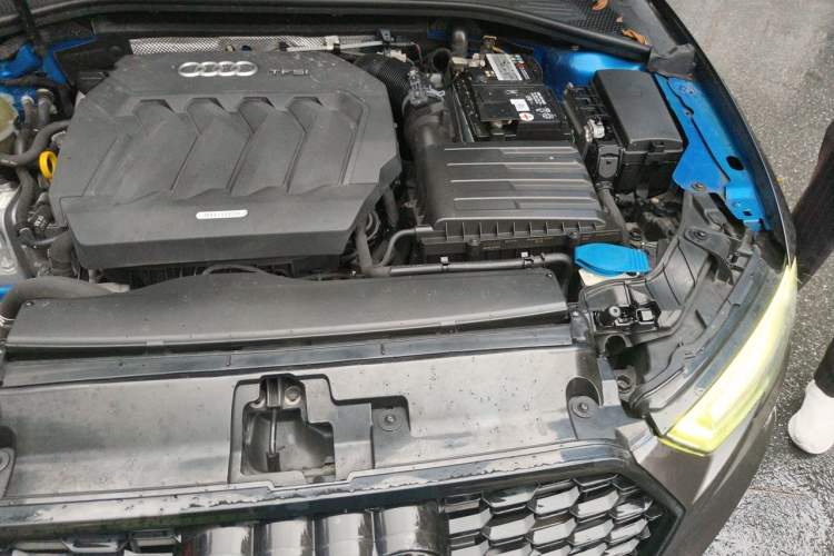 Used Audi A3 2020 Limousine 40 TFSI Sporty Version China VI Engine Bay Left
