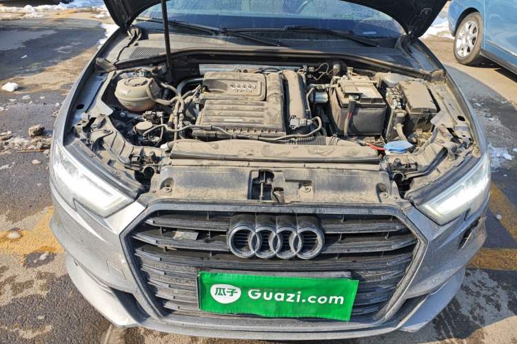 Used Audi A3 2020 Limousine 35 TFSI Fashion Edition China VI Emission Standard Engine Bay