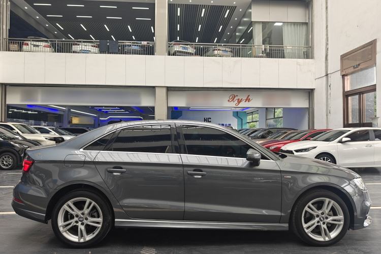 Used Audi A3 2020 Limousine 35 TFSI Fashion Edition China VI Emission Standard Exterior 6