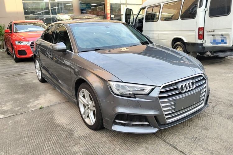 Used Audi A3 2020 Limousine 35 TFSI Fashion Edition China VI Emission Standard Front Right 45 Deg