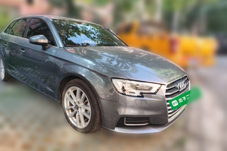 Used Audi A3 2020 Sportback 35 TFSI Ambition China VI Front Right 45 Deg