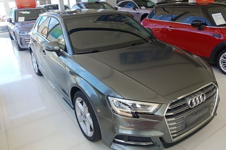 Used Audi A3 2020 Sportback 35 TFSI Fashion Edition China VI Emission Standard Front Right 45 Deg