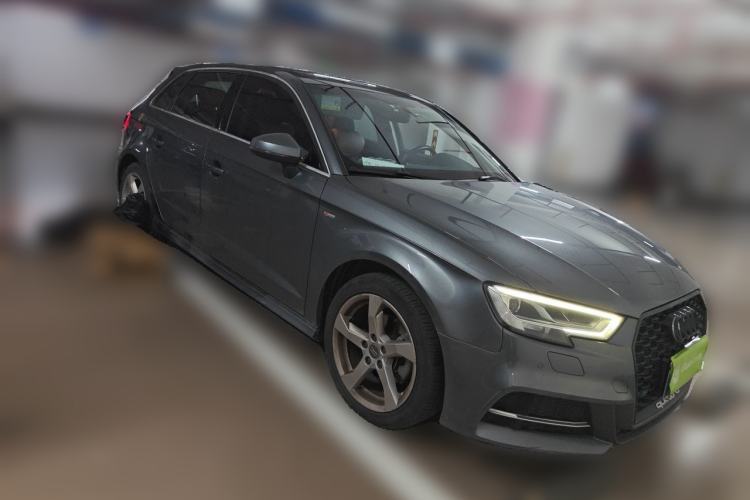 Used Audi A3 2020 Sportback 35 TFSI Fashion Edition China VI Emission Standard Front Right 45 Deg