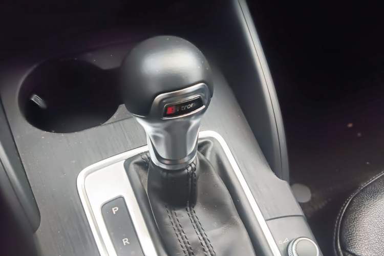 Used Audi A3 2020 Sportback 35 TFSI Ambition China VI Gear Lever
