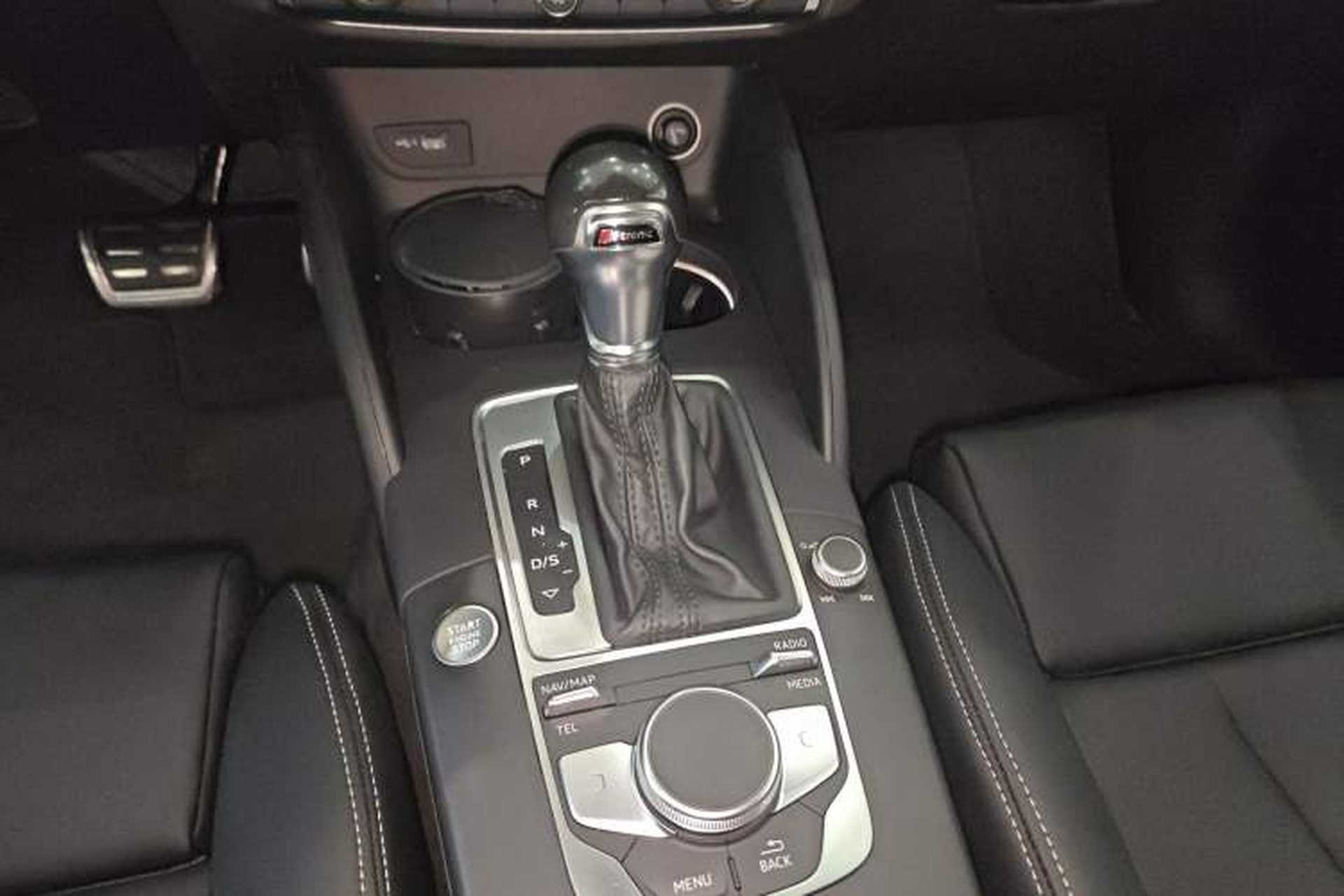 Used Audi A3 2020 Limousine 35 TFSI Sporty Version China VI Gear Lever
