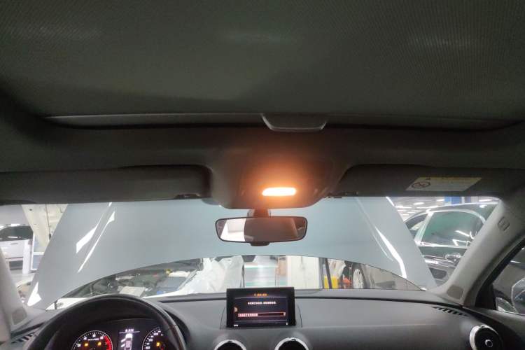 Used Audi A3 2020 Limousine 35 TFSI Fashion Edition China VI Emission Standard Headliner