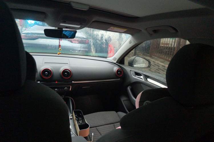 Used Audi A3 2020 Limousine 40 TFSI Sporty Version China VI Headliner