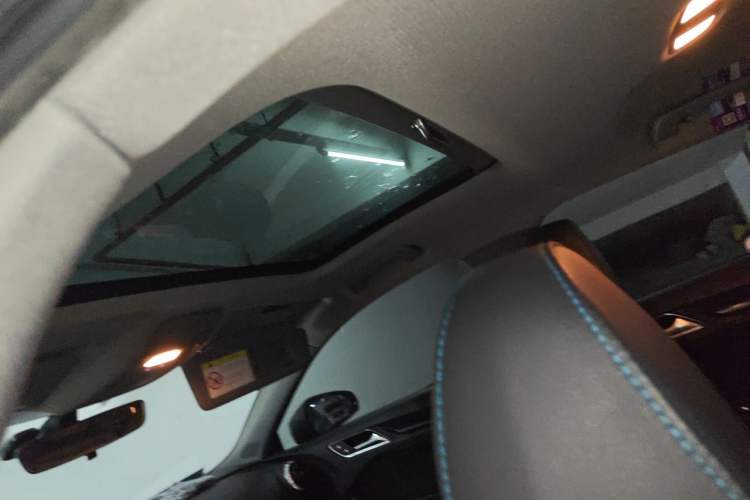 Used Audi A3 2020 Sportback 35 TFSI Fashion Edition China VI Emission Standard Headliner