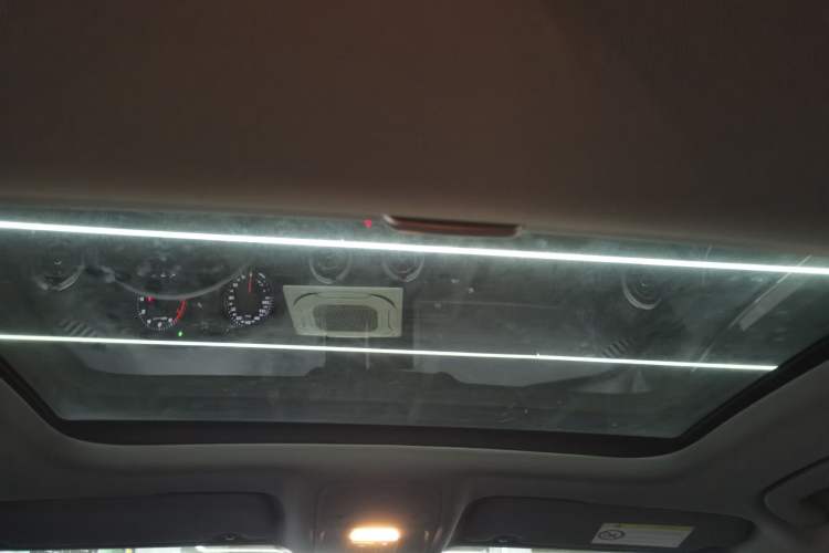 Used Audi A3 2020 Sportback 35 TFSI Fashion Edition China VI Emission Standard Headliner