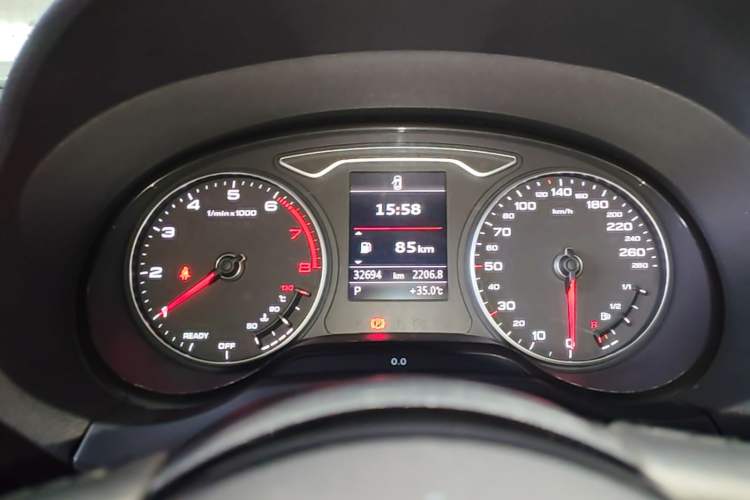 Used Audi A3 2020 Limousine 35 TFSI Sporty Version China VI Instrument Cluster