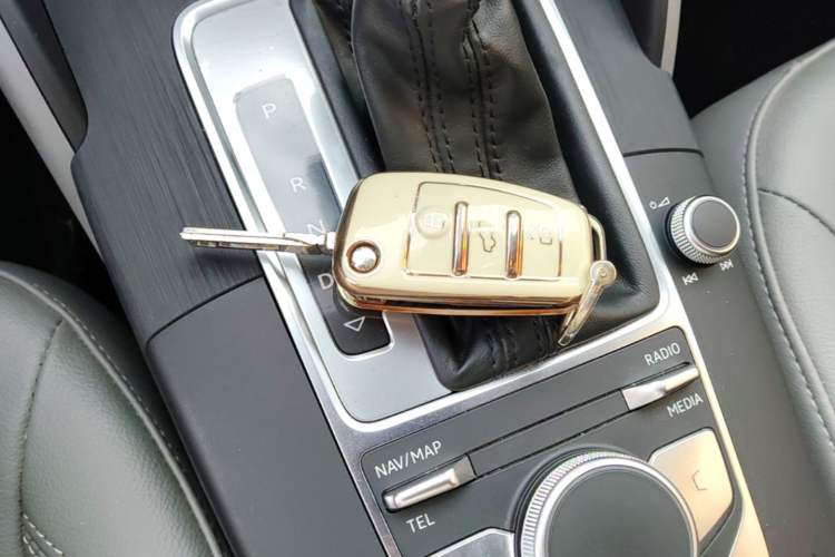 Used Audi A3 2020 Limousine 35 TFSI Fashion Edition China VI Emission Standard Interior 1