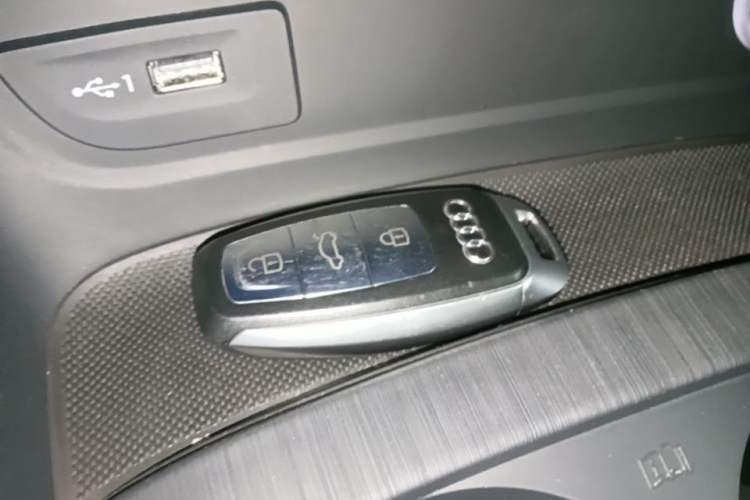 Used Audi A3 2020 Limousine 35 TFSI Style Edition China VI Emission Standard Interior 1