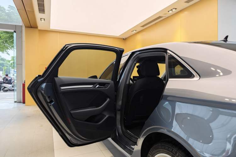 Used Audi A3 2020 Limousine 35 TFSI Ambition China VI Interior 4