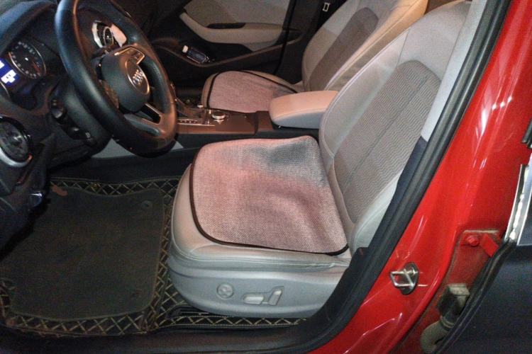 Used Audi A3 2020 Limousine 35 TFSI Fashion Edition China VI Emission Standard Left Front Seat