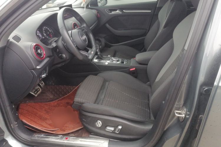 Used Audi A3 2020 Sportback 35 TFSI Sporty Model China VI Left Front Seat