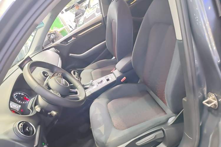 Used Audi A3 2020 Limousine 35 TFSI Ambition China VI Left Front Seat