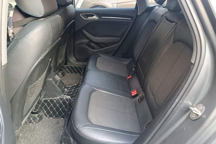 Used Audi A3 2020 Sportback 35 TFSI Fashion Edition China VI Emission Standard Left Rear Seat